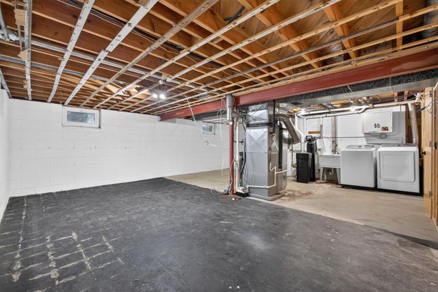 6231 France Avenue N, Brooklyn Center, MN 55429