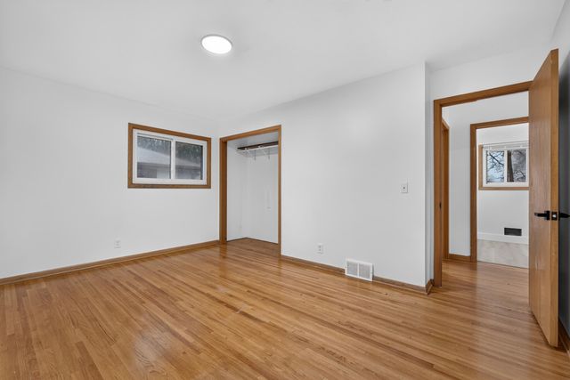 6231 France Avenue N, Brooklyn Center, MN 55429
