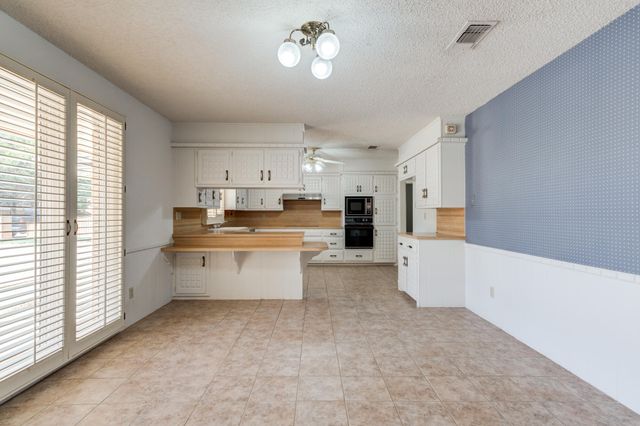 1601 E Crystal Lane, Brownfield, TX 79316