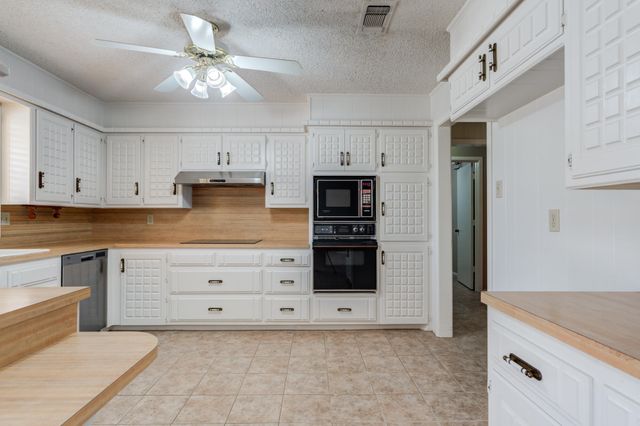 1601 E Crystal Lane, Brownfield, TX 79316