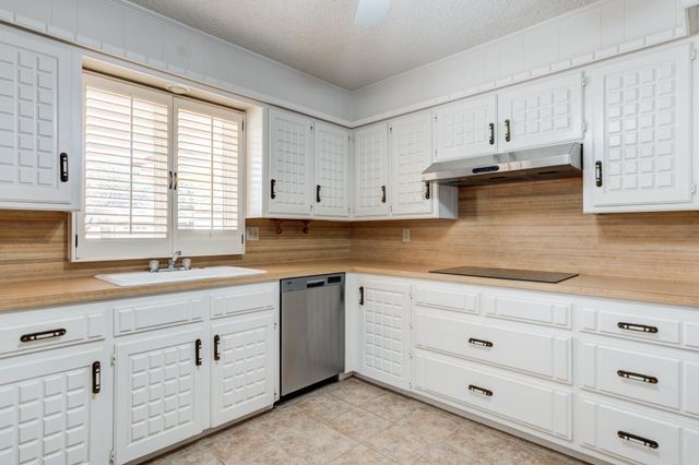 1601 E Crystal Lane, Brownfield, TX 79316