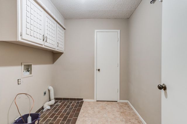 1601 E Crystal Lane, Brownfield, TX 79316