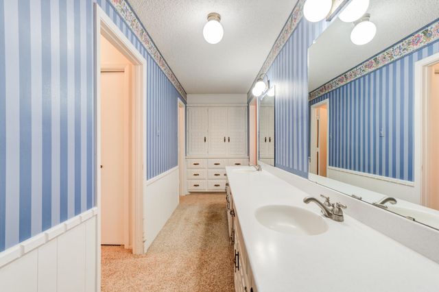 1601 E Crystal Lane, Brownfield, TX 79316