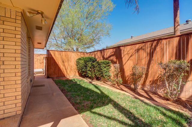 1601 E Crystal Lane, Brownfield, TX 79316