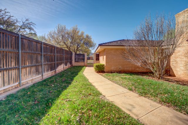 1601 E Crystal Lane, Brownfield, TX 79316