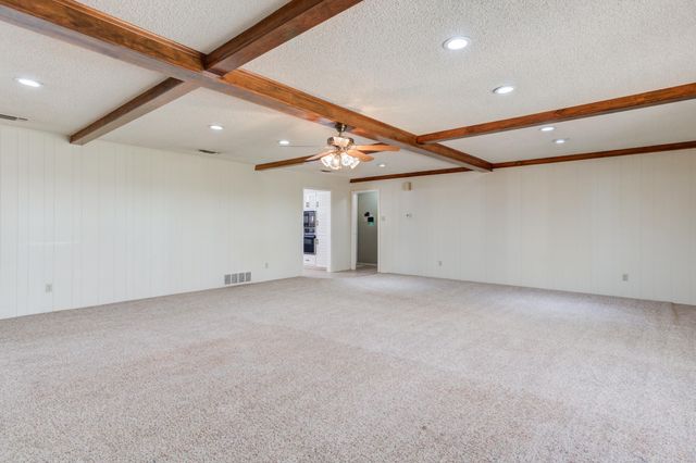 1601 E Crystal Lane, Brownfield, TX 79316