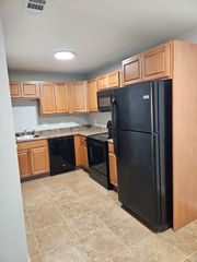 34 Thayer Pond Road 8, Oxford, MA 01537