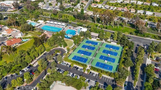 27858 Via Sarasate, Mission Viejo, CA 92692