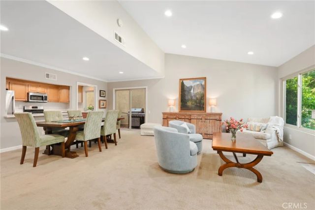 27858 Via Sarasate, Mission Viejo, CA 92692