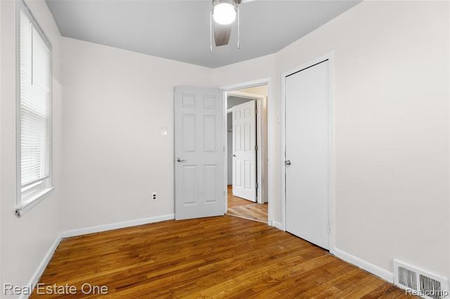 863 Harrison Boulevard, Lincoln Park, MI 48146