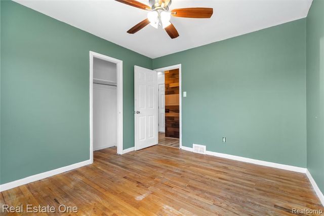 863 Harrison Boulevard, Lincoln Park, MI 48146