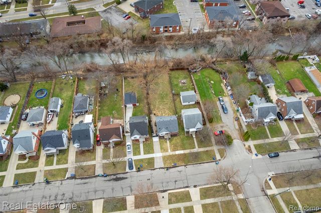 863 Harrison Boulevard, Lincoln Park, MI 48146