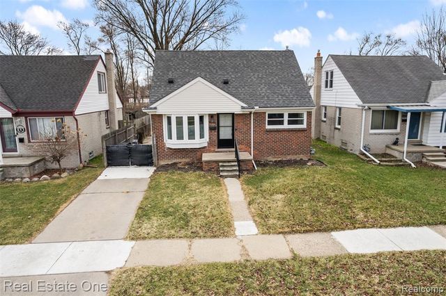 863 Harrison Boulevard, Lincoln Park, MI 48146