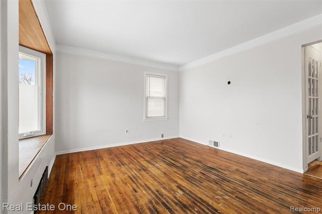 863 Harrison Boulevard, Lincoln Park, MI 48146