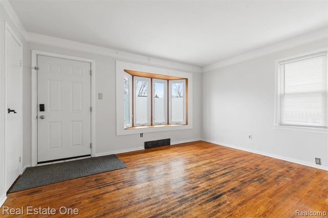 863 Harrison Boulevard, Lincoln Park, MI 48146