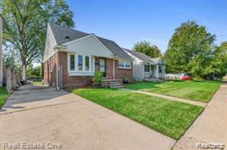 863 Harrison Boulevard, Lincoln Park, MI 48146