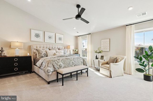 102 STERLING DR, East Norriton, PA 19401