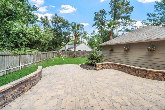 18 Hawkseye Place, The Woodlands, TX 77381