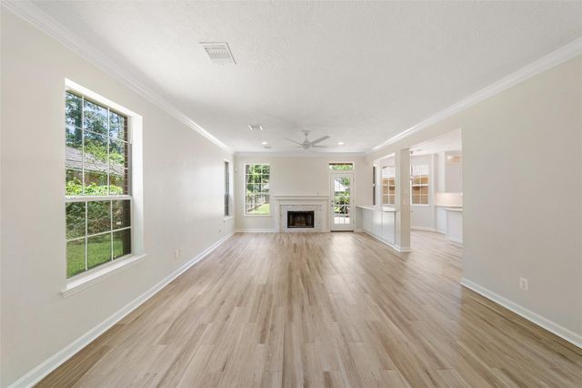 18 Hawkseye Place, The Woodlands, TX 77381