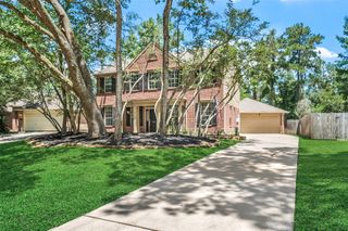 18 Hawkseye Place, The Woodlands, TX 77381