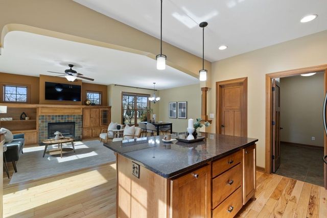 16958 Dynamic Drive, Lakeville, MN 55044