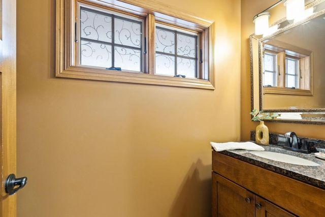 16958 Dynamic Drive, Lakeville, MN 55044