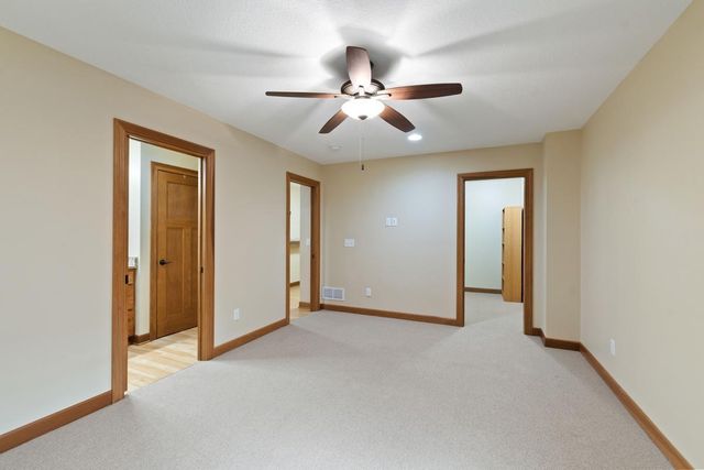 16958 Dynamic Drive, Lakeville, MN 55044