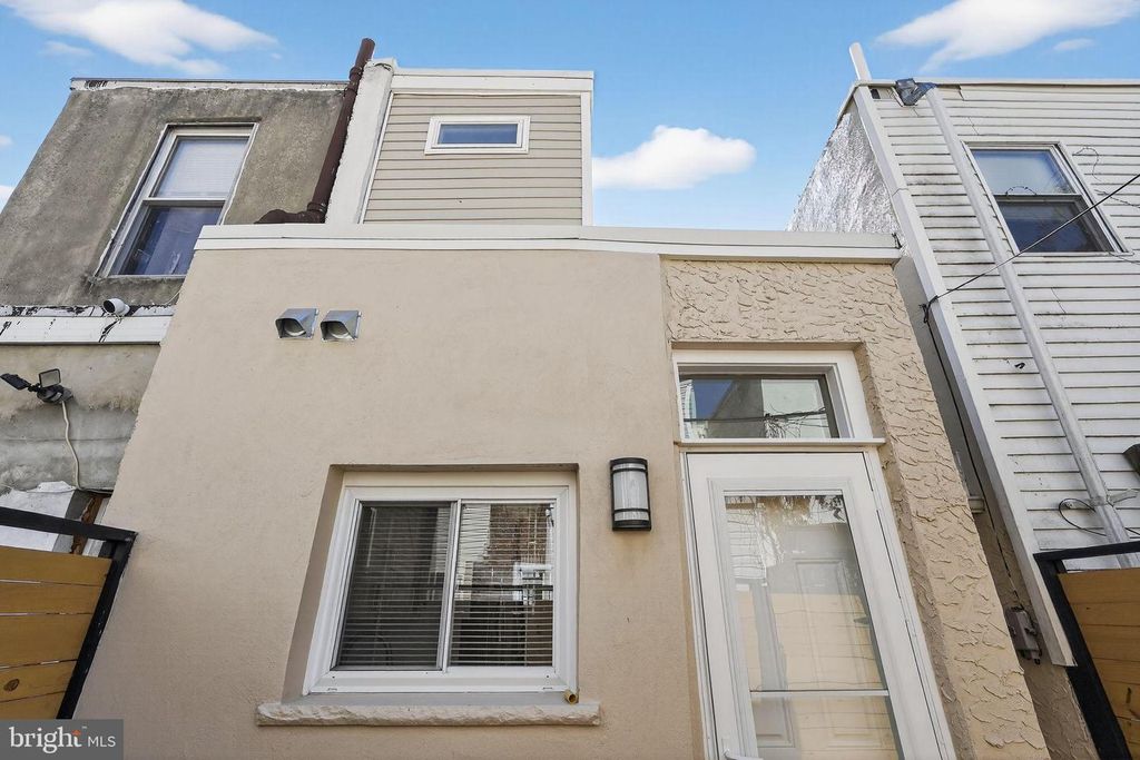 615 SIGEL ST, Philadelphia, PA 19148