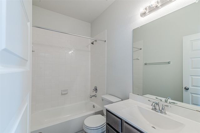 7431 Sail Hill Drive, Cypress, TX 77433