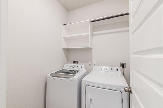 7431 Sail Hill Drive, Cypress, TX 77433