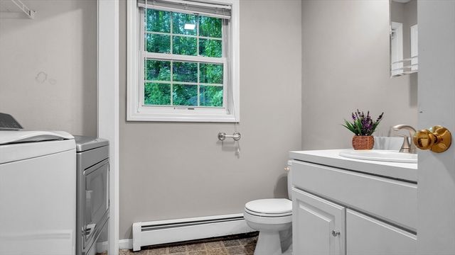 117 Bradley Ave, Haverhill, MA 01832