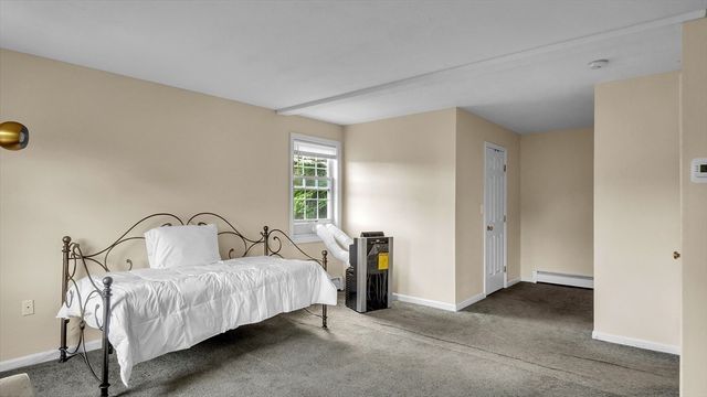 117 Bradley Ave, Haverhill, MA 01832