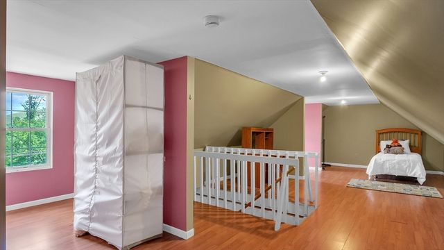 117 Bradley Ave, Haverhill, MA 01832