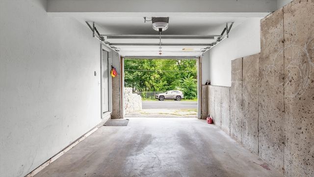 117 Bradley Ave, Haverhill, MA 01832
