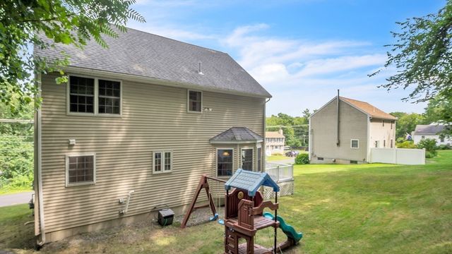 117 Bradley Ave, Haverhill, MA 01832