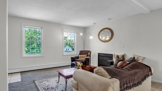 117 Bradley Ave, Haverhill, MA 01832