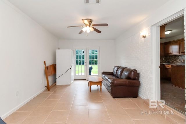 6840 Highmont Drive, Theodore, AL 36582