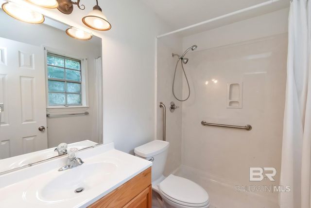 6840 Highmont Drive, Theodore, AL 36582