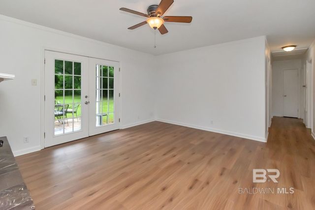 6840 Highmont Drive, Theodore, AL 36582