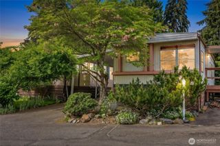 7301 NE 175th Street #303, Kenmore, WA 98028