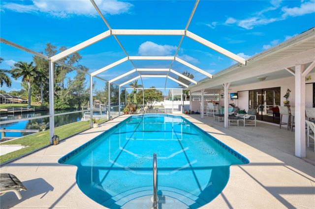 212 KAMAL PARKWAY, Cape Coral, FL 33904