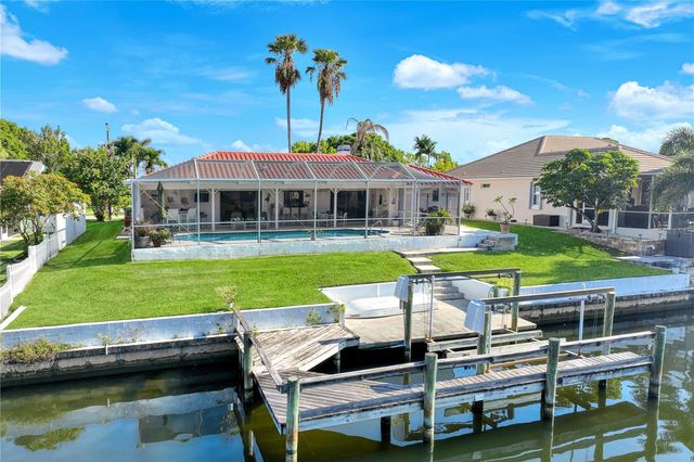212 KAMAL PARKWAY, Cape Coral, FL 33904