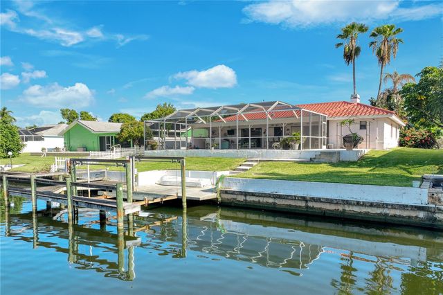 212 KAMAL PARKWAY, Cape Coral, FL 33904