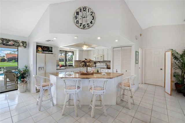 212 KAMAL PARKWAY, Cape Coral, FL 33904