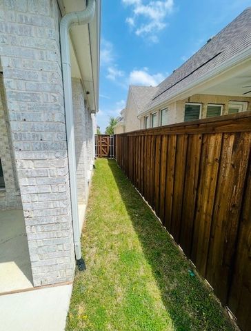 8456 Colburn, The Colony, TX 75056