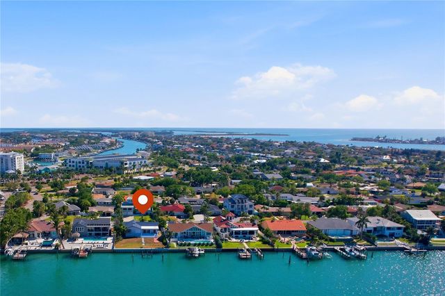 155 1ST STREET W, Tierra Verde, FL 33715