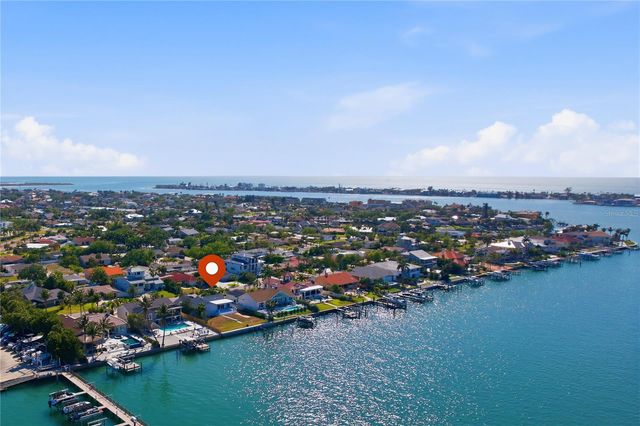 155 1ST STREET W, Tierra Verde, FL 33715