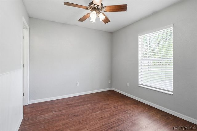 9261 N Peachtree Way, Citrus Springs, FL 34434