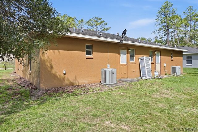 9261 N Peachtree Way, Citrus Springs, FL 34434