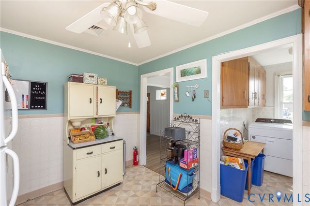 6319 Pole Green Rd, Mechanicsville, VA 23116